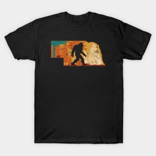 Bigfoot Retro Vintage Sasquatch Nebraska T-Shirt